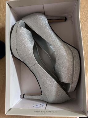 Bandolino Silver Glitter Peep Toe High Heels